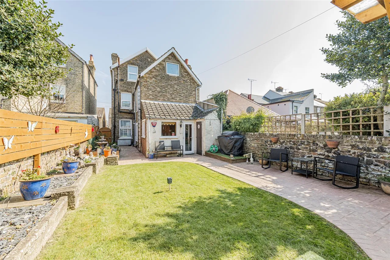 Osborne Road, Broadstairs, Kent, CT10 2AE, photo 8