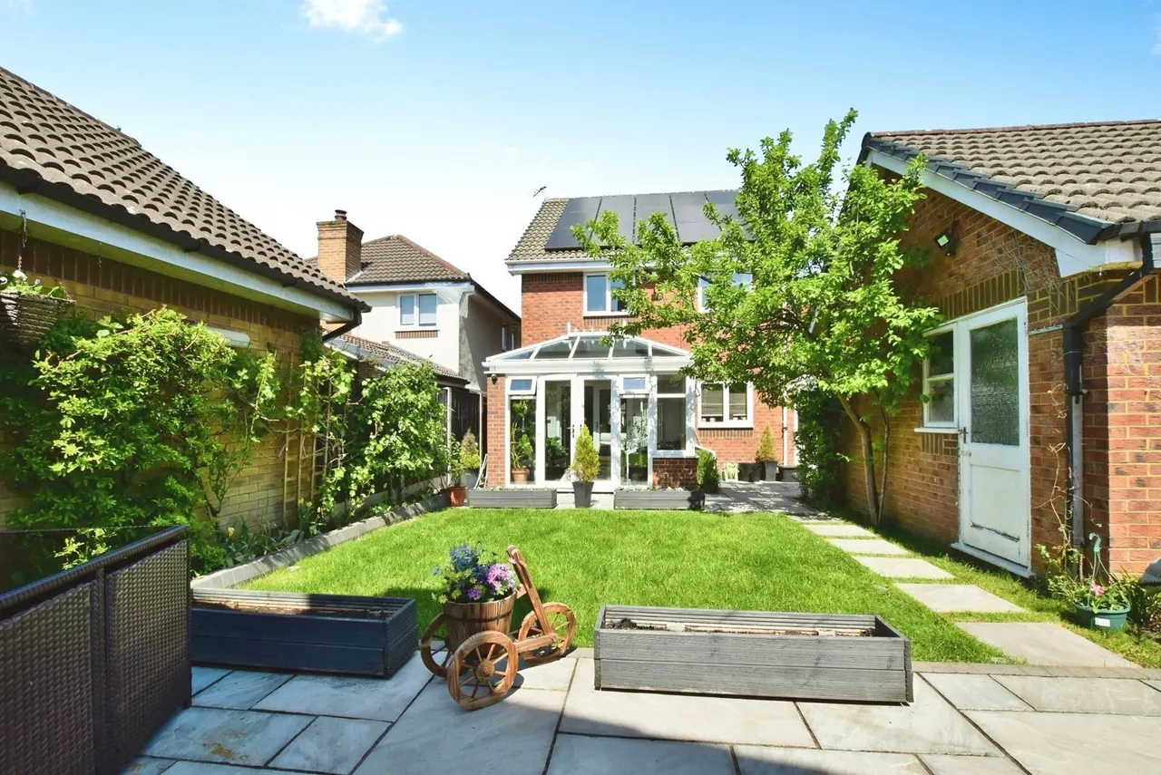 Ayshford Close, Altrincham, Greater Manchester, WA14, photo 12