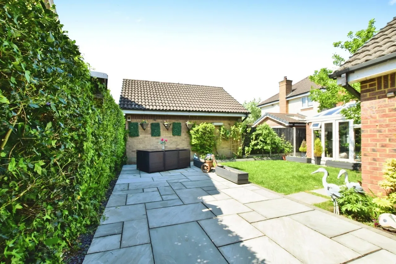 Ayshford Close, Altrincham, Greater Manchester, WA14, photo 13