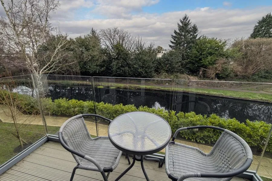 Monument Road, Woking, GU21, photo 2