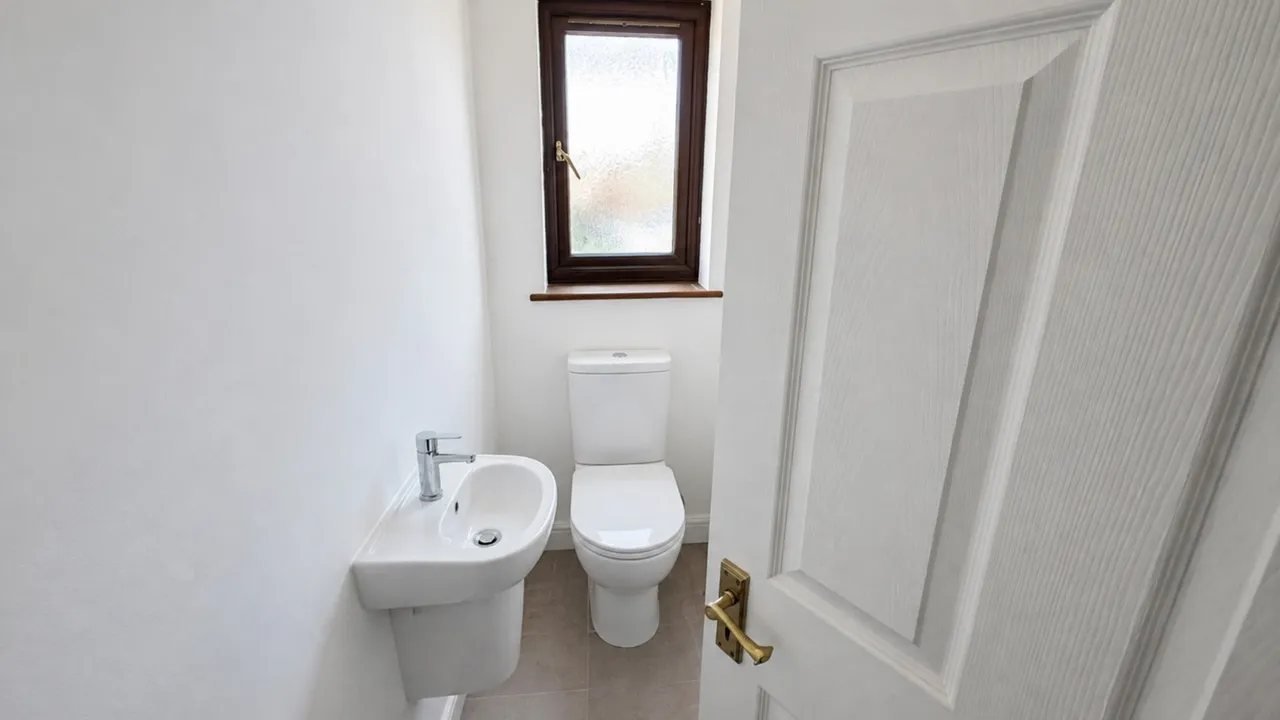 Plover Close, Yate, BS37, photo 19
