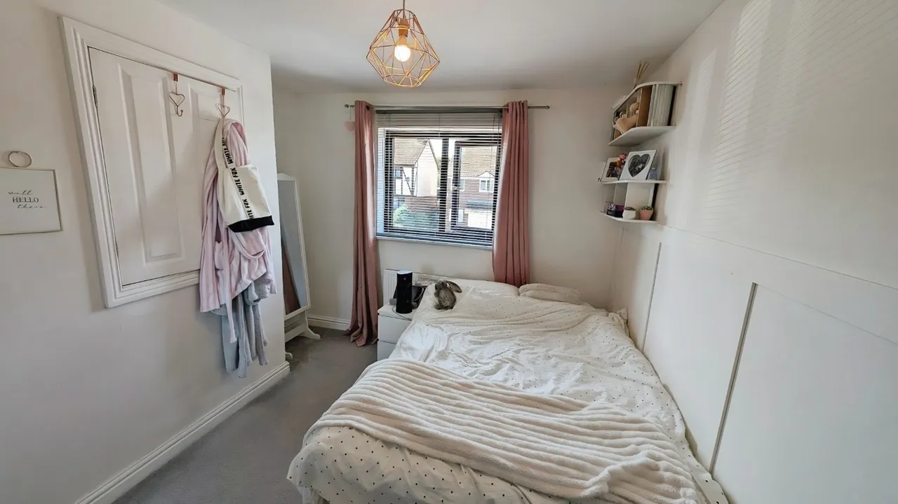 Plover Close, Yate, BS37, photo 15