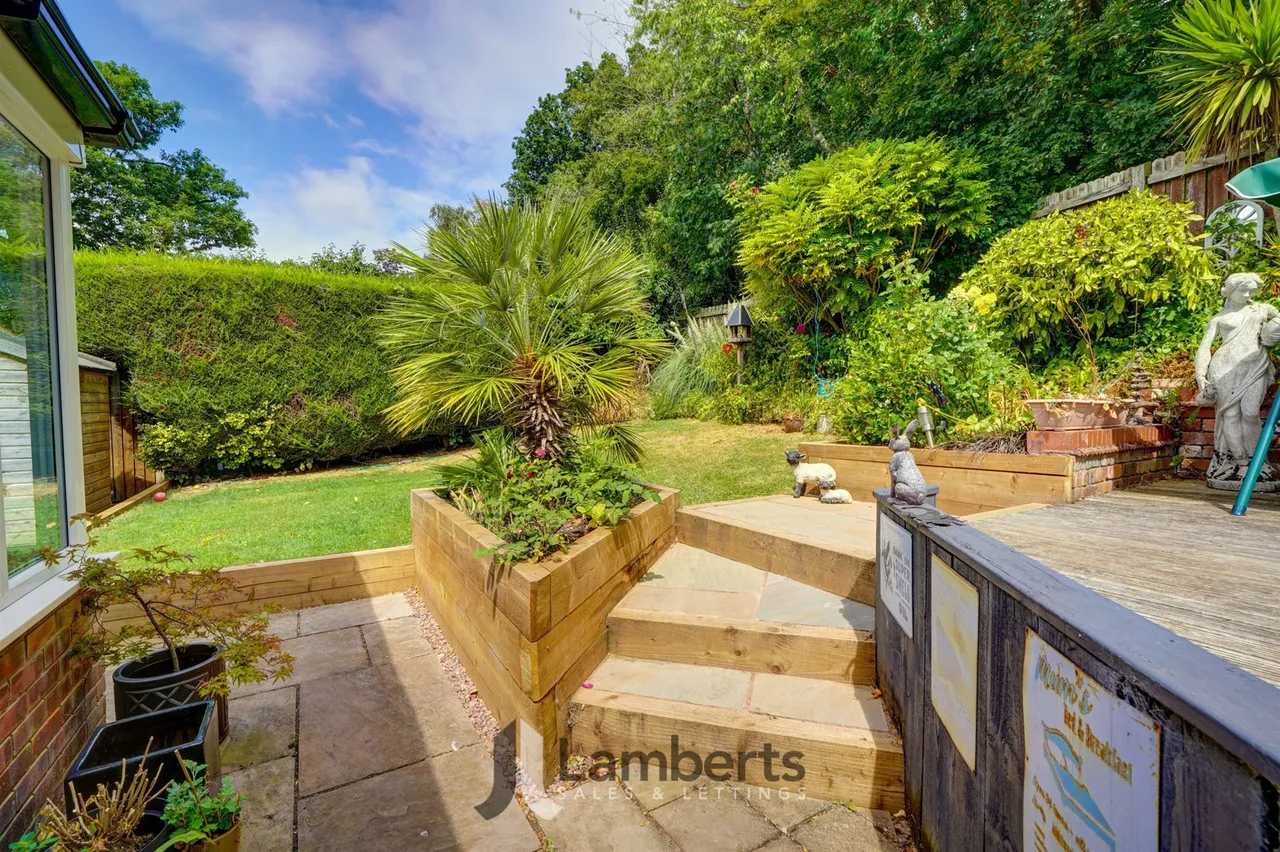 32 Chesterton Close, Redditch, photo 27