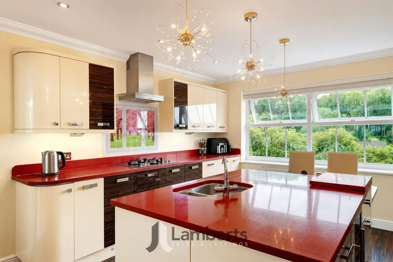 32 Chesterton Close, Redditch, photo 11
