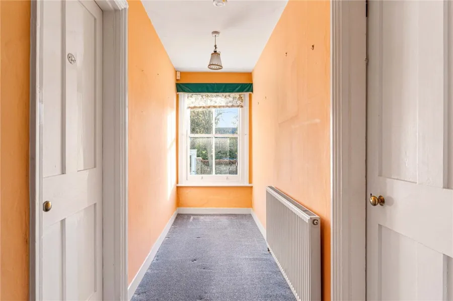 House Under Offer with 7 bedrooms in Mulberry Green, Harlow, CM17, photo 28