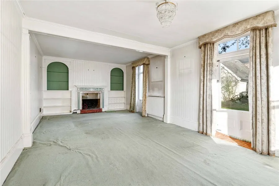 House Under Offer with 7 bedrooms in Mulberry Green, Harlow, CM17, photo 21
