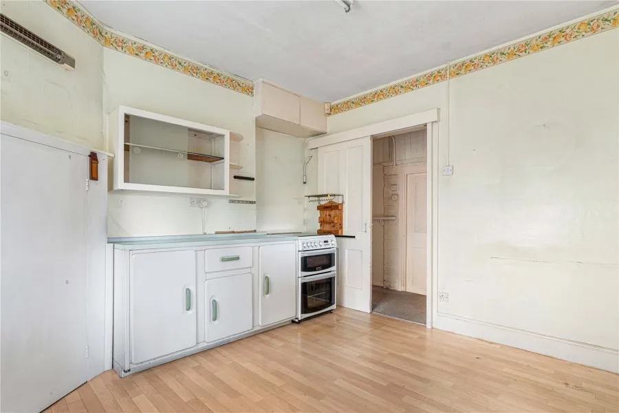 House Under Offer with 7 bedrooms in Mulberry Green, Harlow, CM17, photo 24