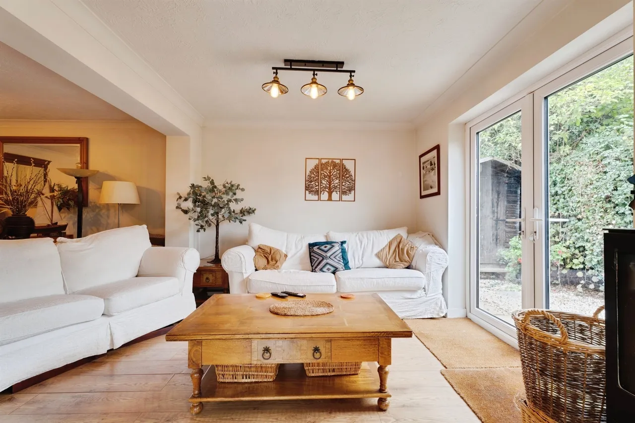 Mitre Close, Woolpit, IP30, photo 3