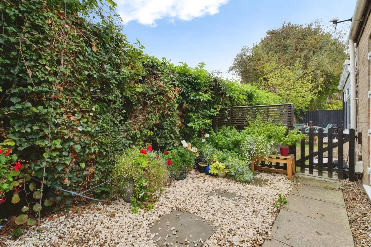 Mitre Close, Woolpit, IP30, photo 16