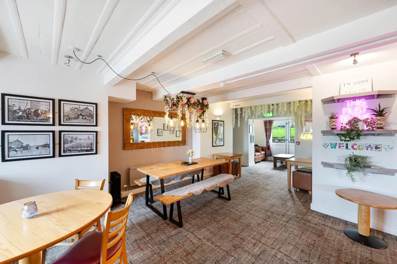 Broadhead Road, Turton, Bolton, BL7 0JQ, photo 12