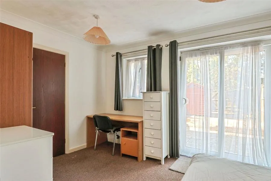 McWilliam Close, Poole, BH12, photo 25