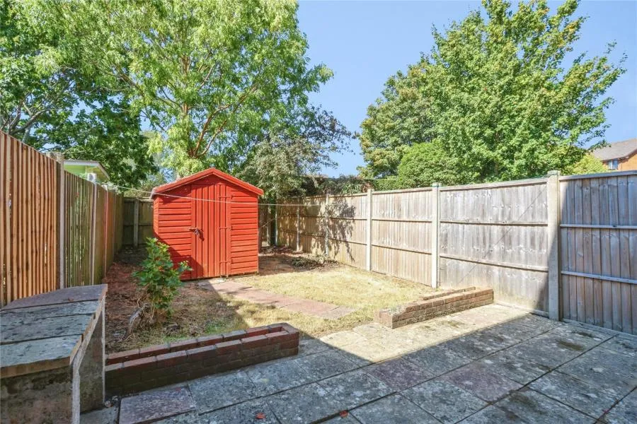 McWilliam Close, Poole, BH12, photo 3