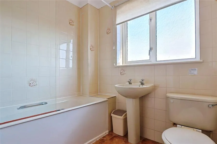 McWilliam Close, Poole, BH12, photo 13