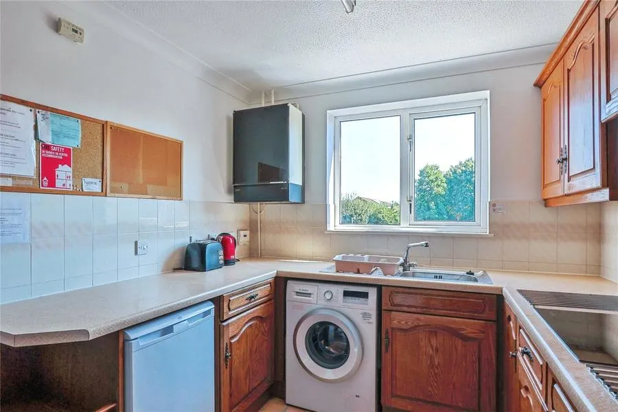 McWilliam Close, Poole, BH12, photo 15