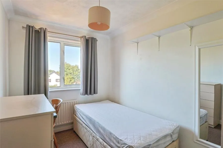McWilliam Close, Poole, BH12, photo 6
