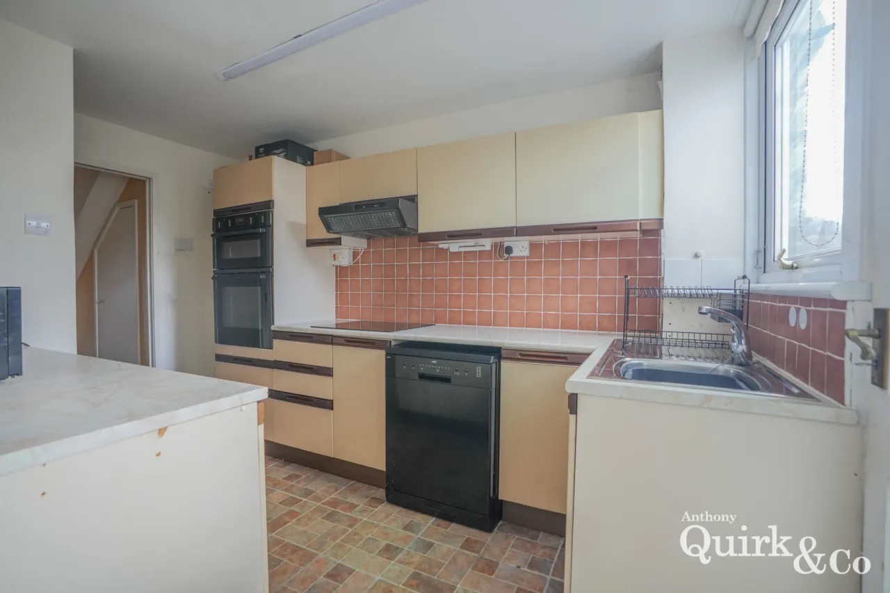 Third Avenue, Canvey Island, SS8, photo 5