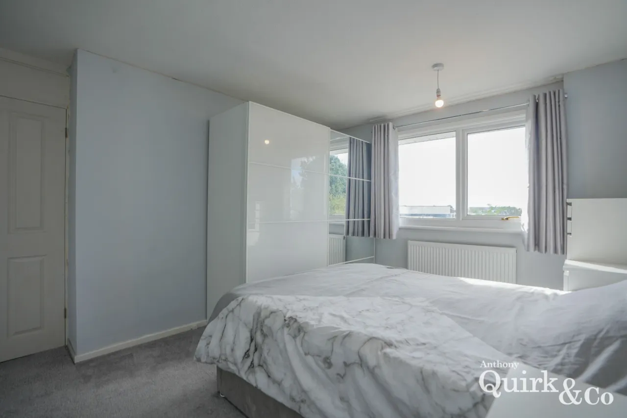 Third Avenue, Canvey Island, SS8, photo 12
