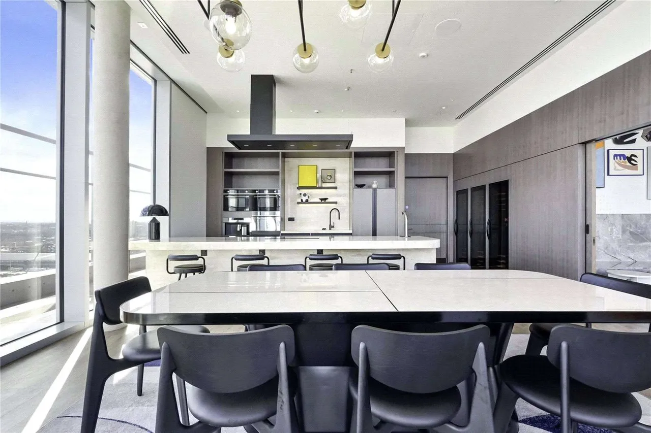 Nine Elms Lane, London, SW11 7DE, photo 7