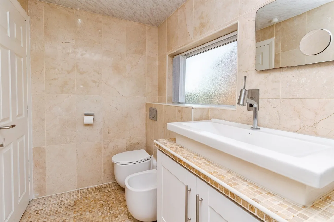 Baswich Crest, Stafford, ST17, photo 5