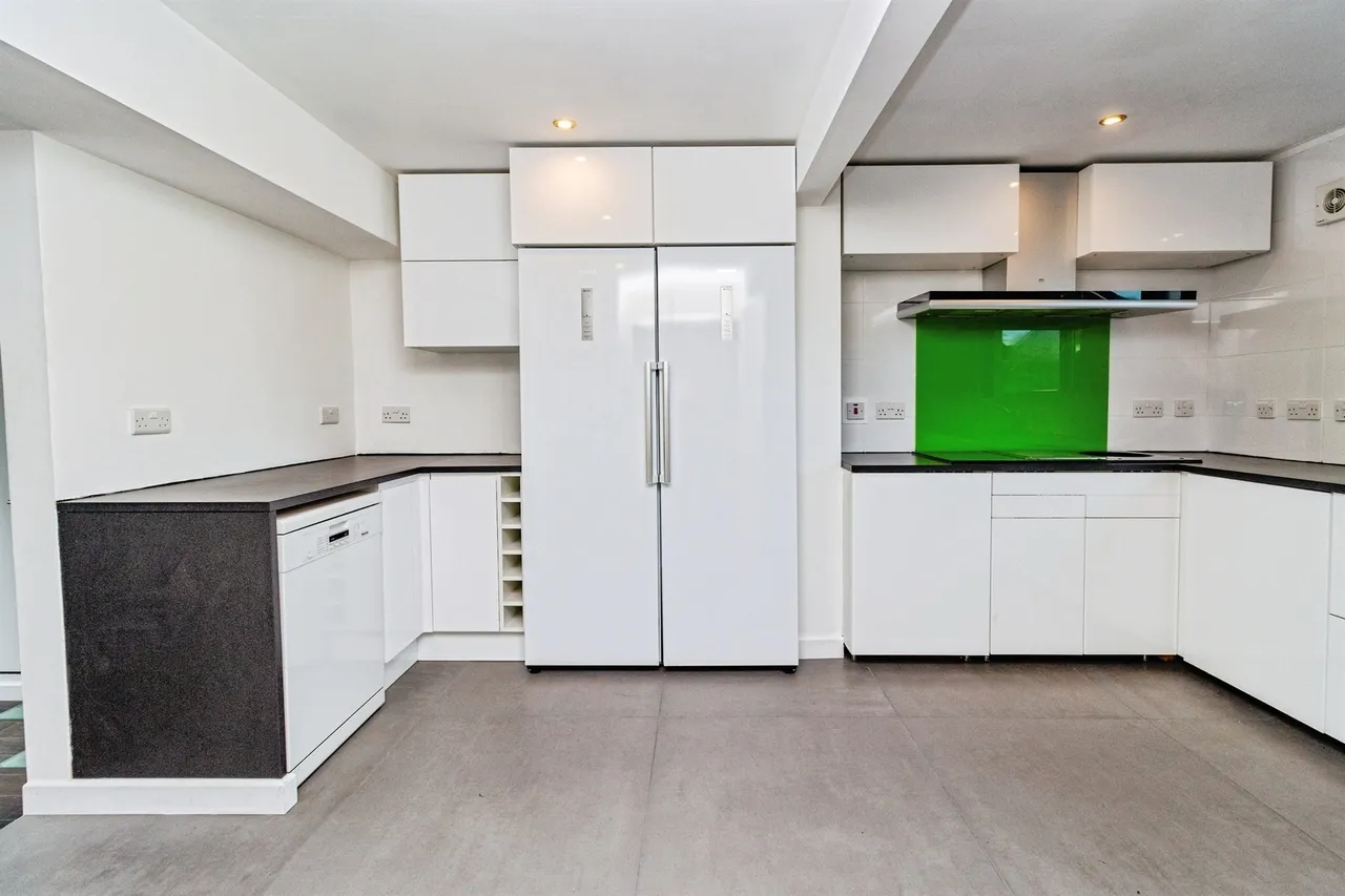 Baswich Crest, Stafford, ST17, photo 9