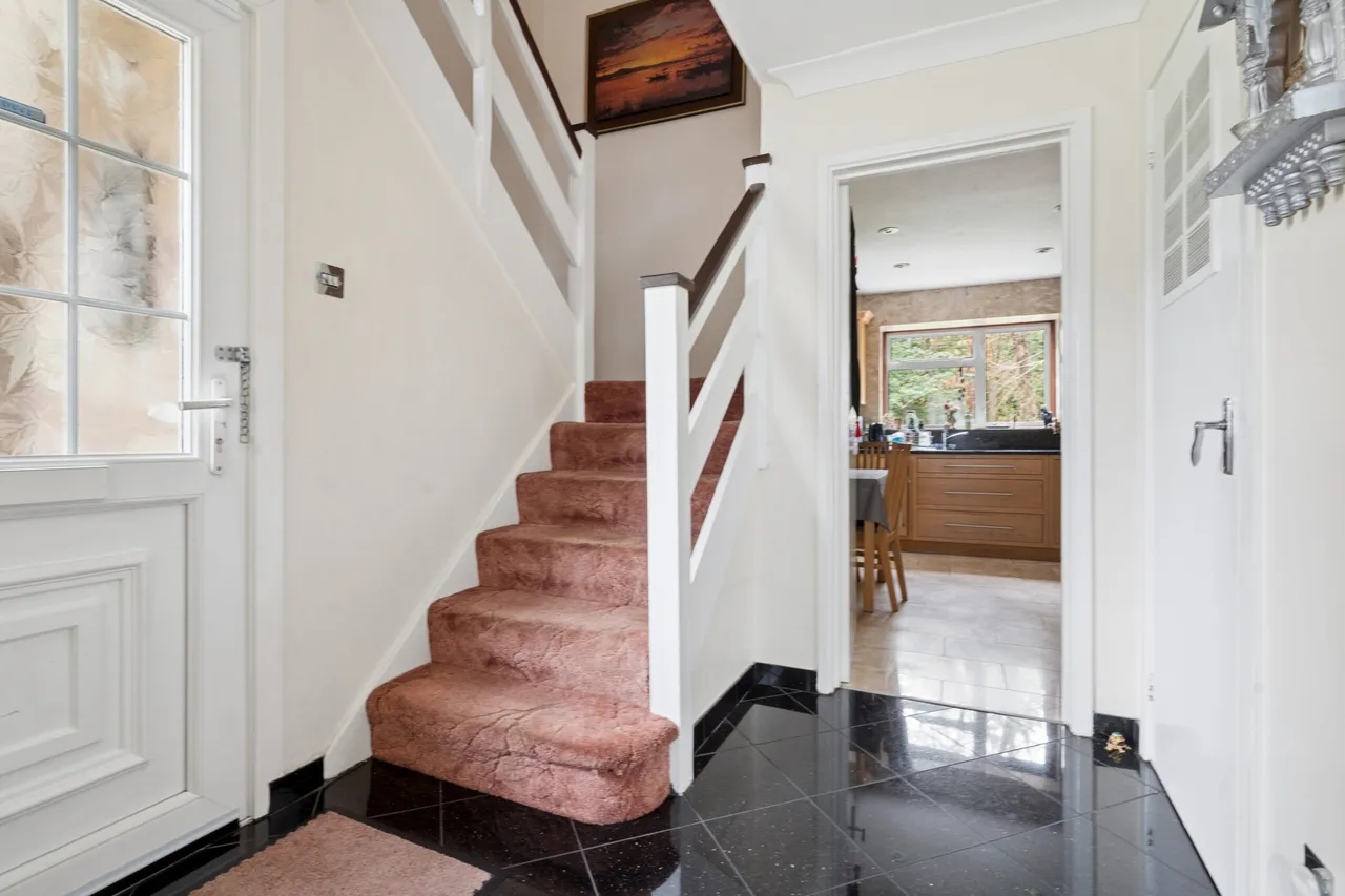 Hangar Ruding, Watford, Watford, WD19 5BH, photo 5