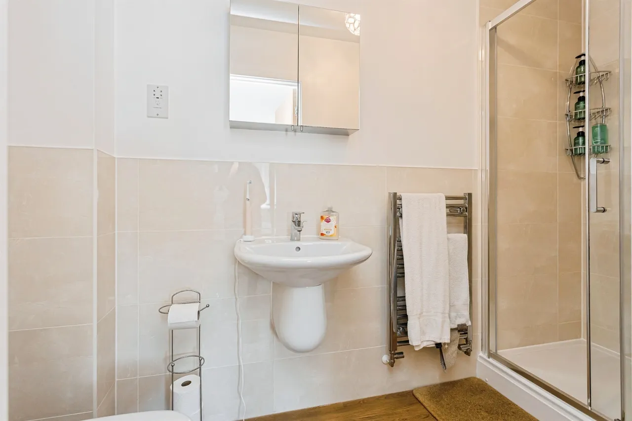 Hardham Close, Haywards Heath, RH16, photo 16