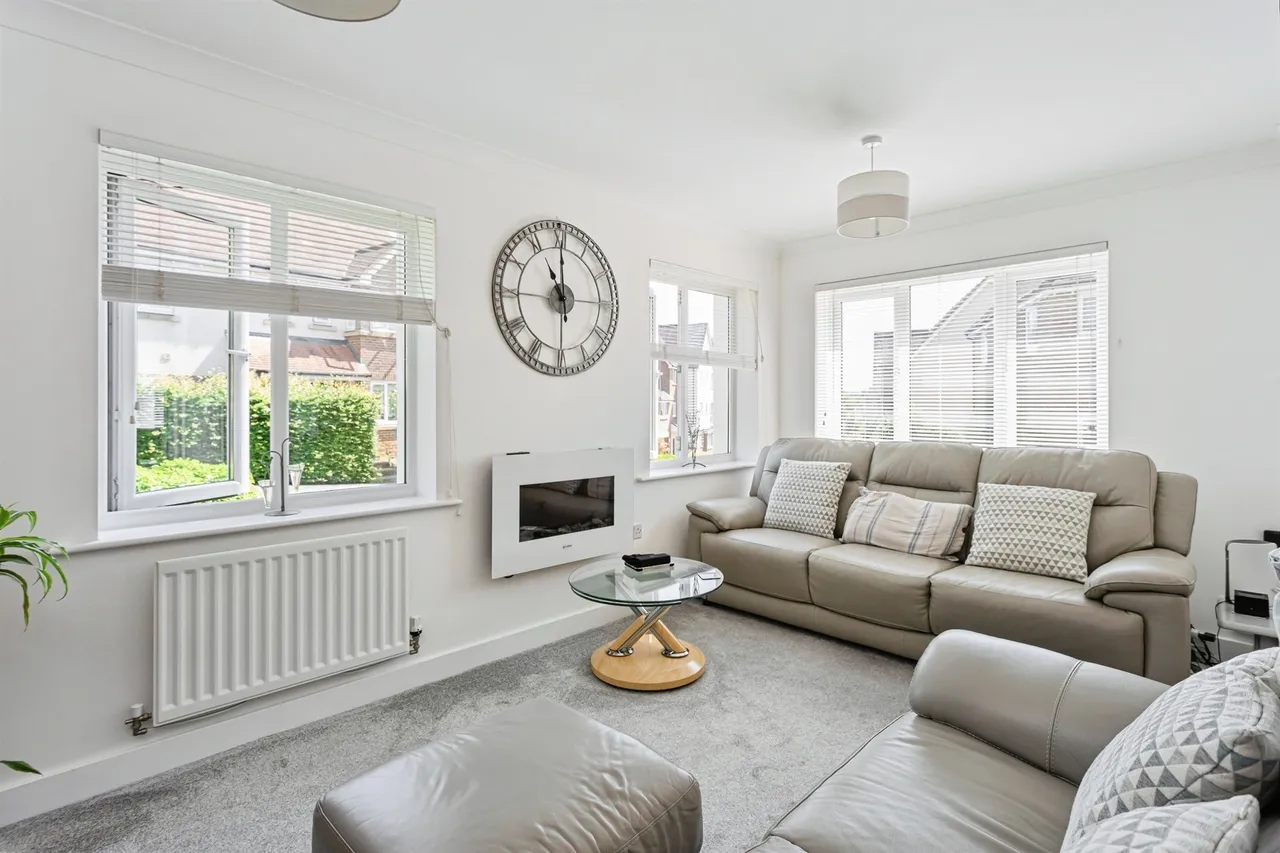 Hardham Close, Haywards Heath, RH16, photo 19