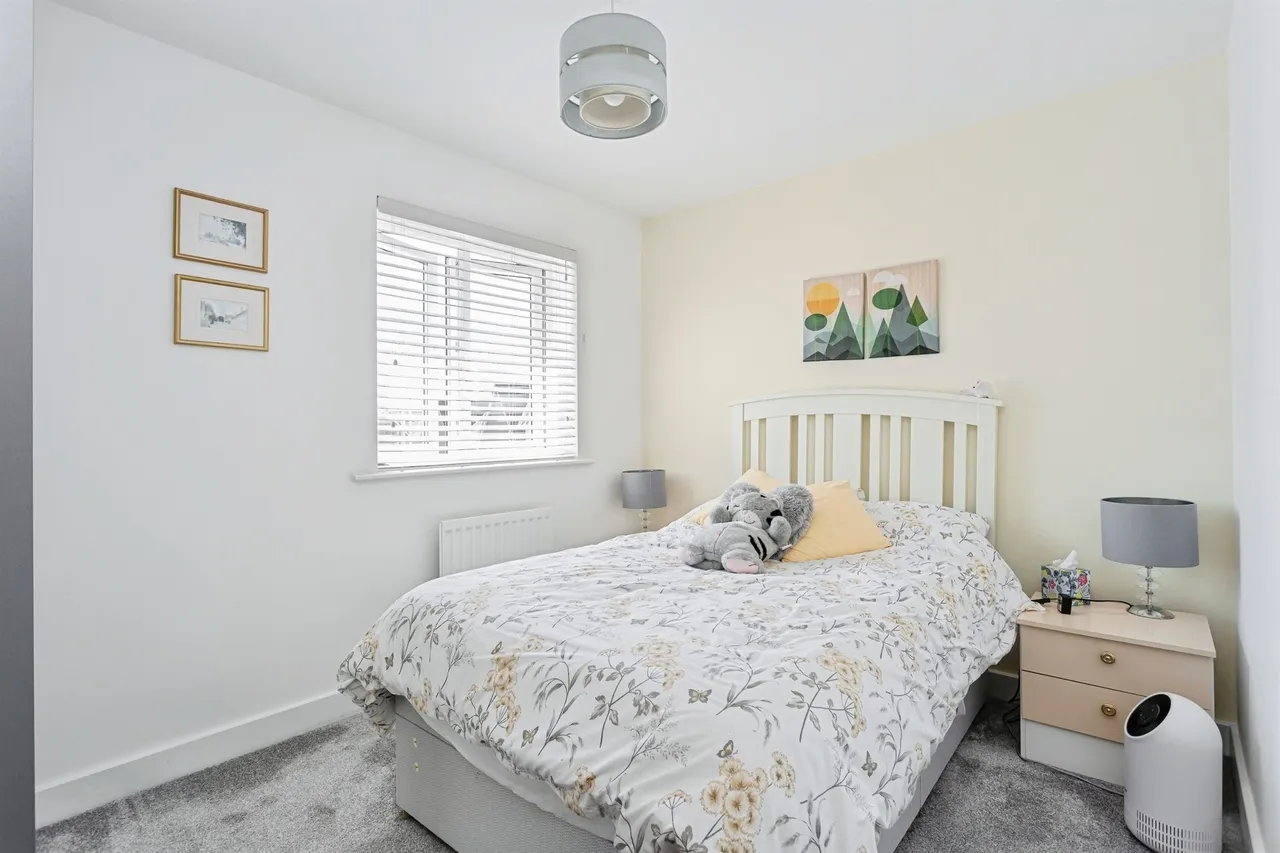 Hardham Close, Haywards Heath, RH16, photo 14