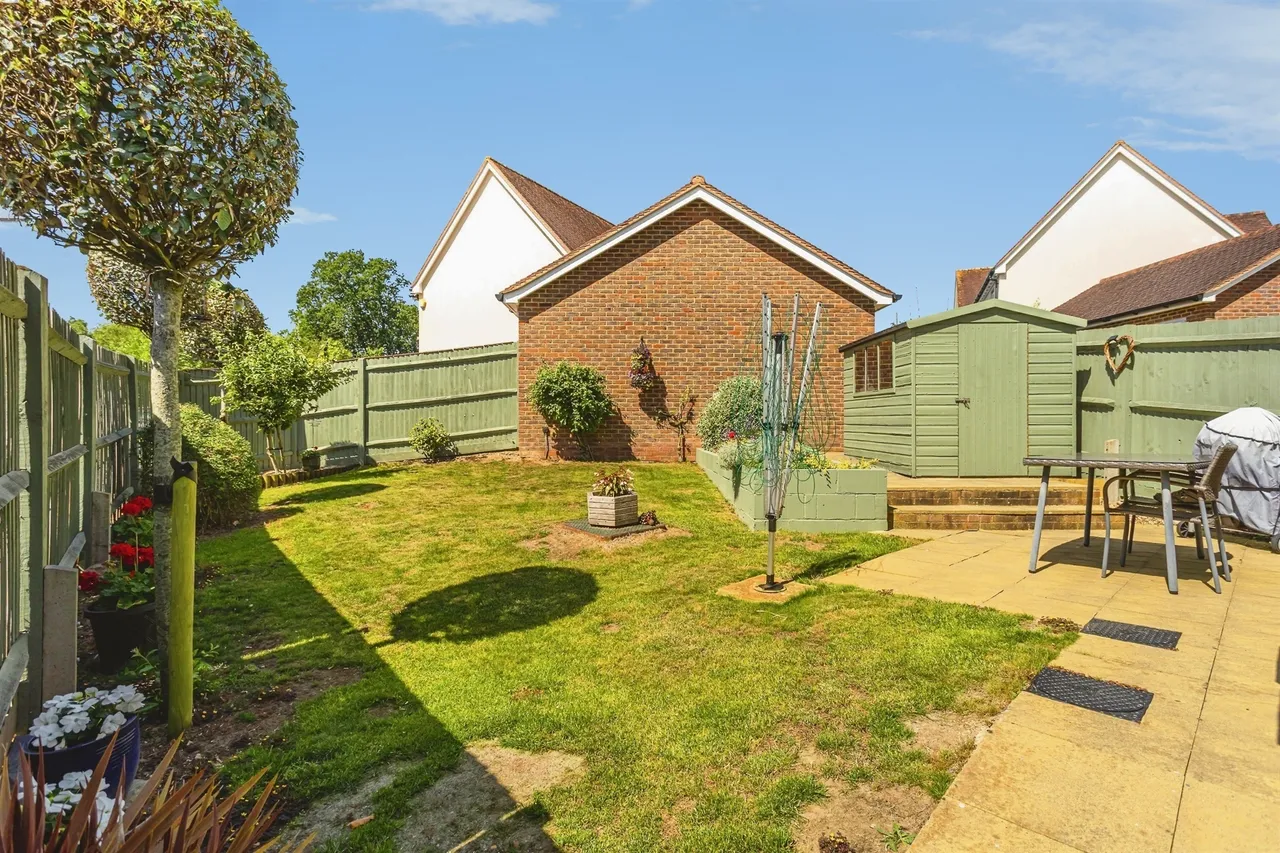 Hardham Close, Haywards Heath, RH16, photo 9