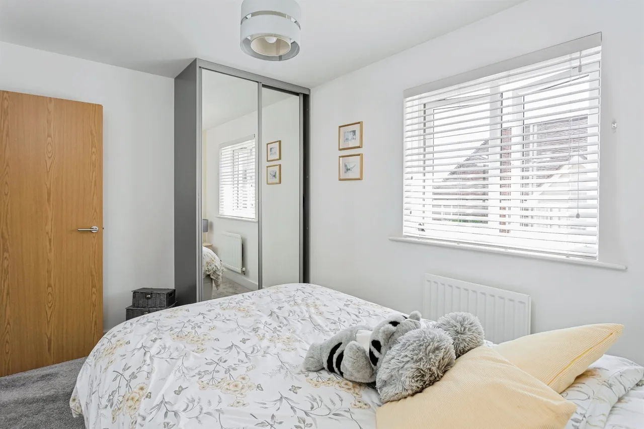 Hardham Close, Haywards Heath, RH16, photo 15