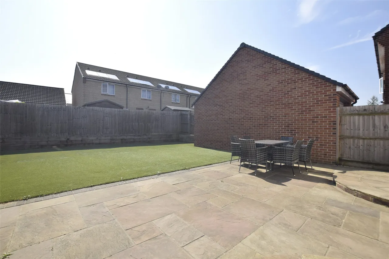 Wendercliff Close, Gloucestershire, Bishops Cleeve, GL52 8FA, photo 8