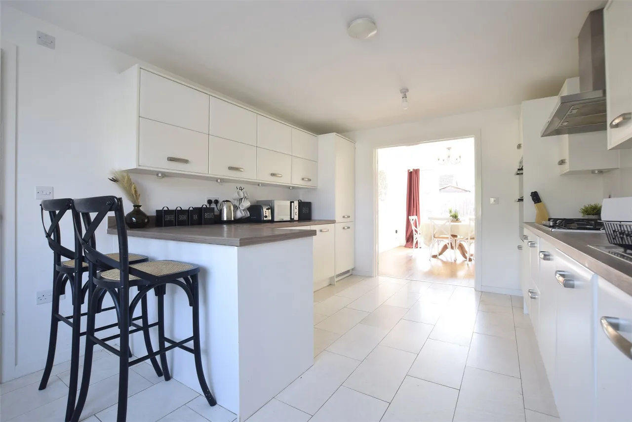 Wendercliff Close, Gloucestershire, Bishops Cleeve, GL52 8FA, photo 11