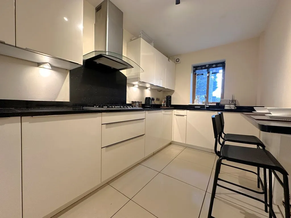 Aldridge Road, Walsall, WS4, photo 5