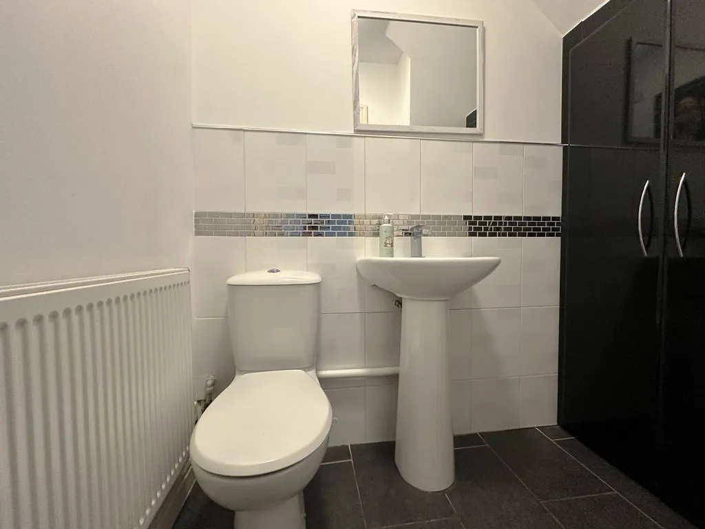 Aldridge Road, Walsall, WS4, photo 11