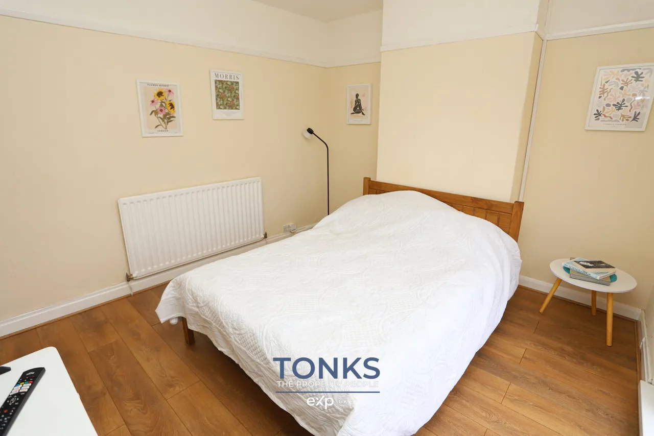 Hillside Avenue, Rowley Regis, B65, photo 16