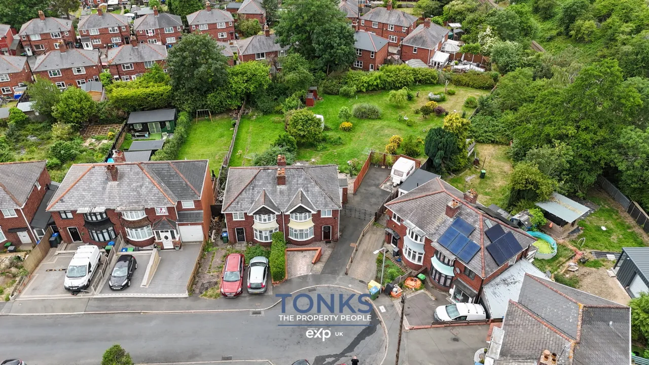 Hillside Avenue, Rowley Regis, B65, photo 21