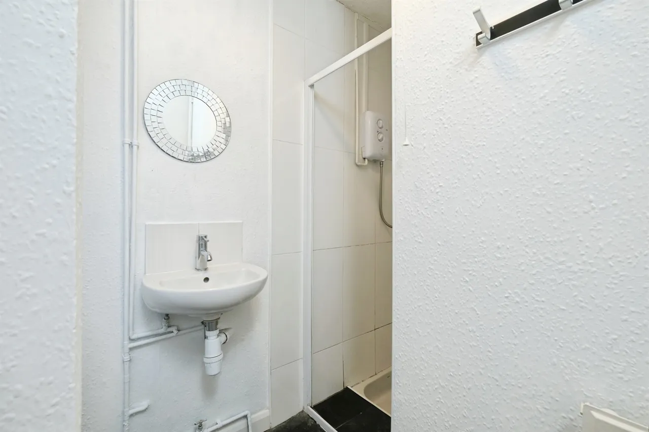 Bevan Crescent, Ebbw Vale, NP23, photo 16