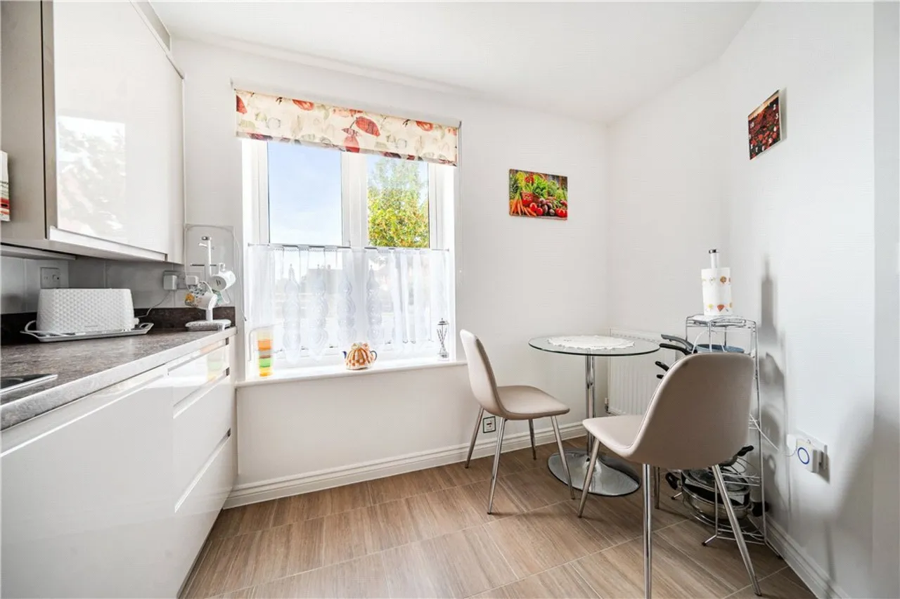 Cutforth Way, Romsey, SO51, photo 8