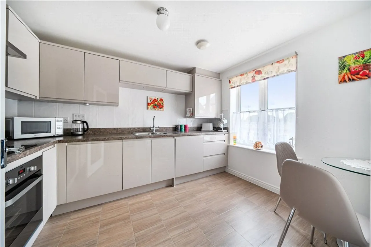 Cutforth Way, Romsey, SO51, photo 7