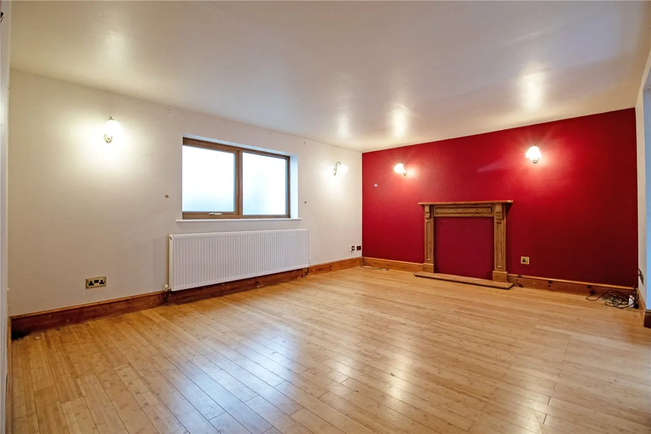 Gainsborough Road, Blyton, DN21, photo 3