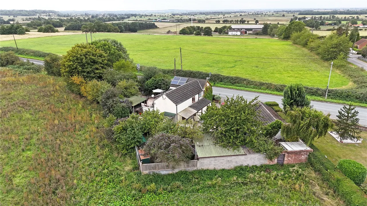 Gainsborough Road, Blyton, DN21, photo 21