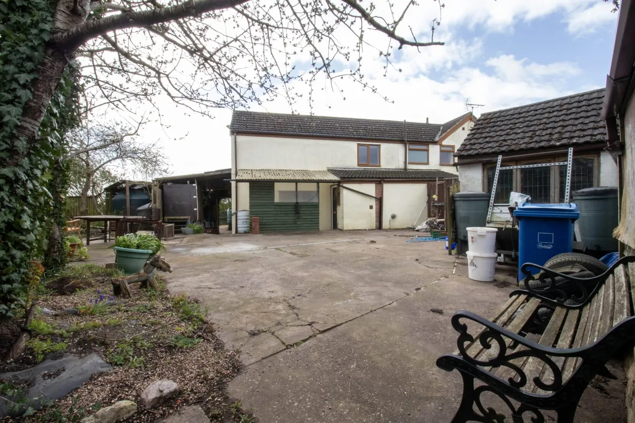Gainsborough Road, Blyton, DN21, photo 32