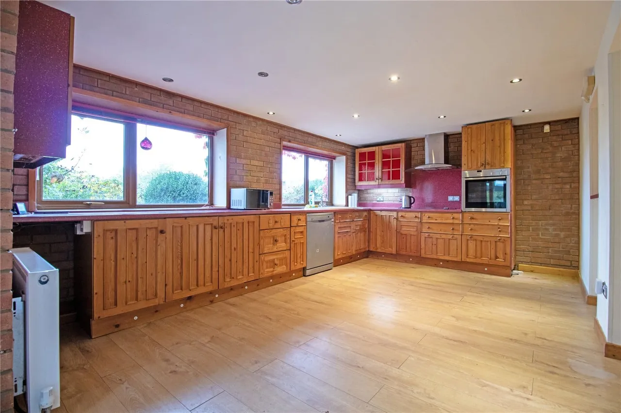 Gainsborough Road, Blyton, DN21, photo 5