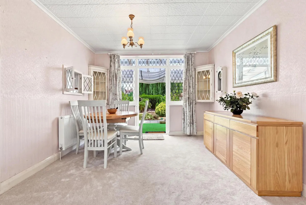 Highland Avenue, Loughton, IG10, photo 12