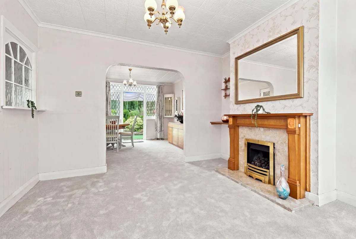 Highland Avenue, Loughton, IG10, photo 11