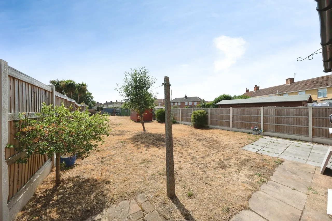Aberconway Crescent, New Rossington, Doncaster, South Yorkshire, DN11, photo 13
