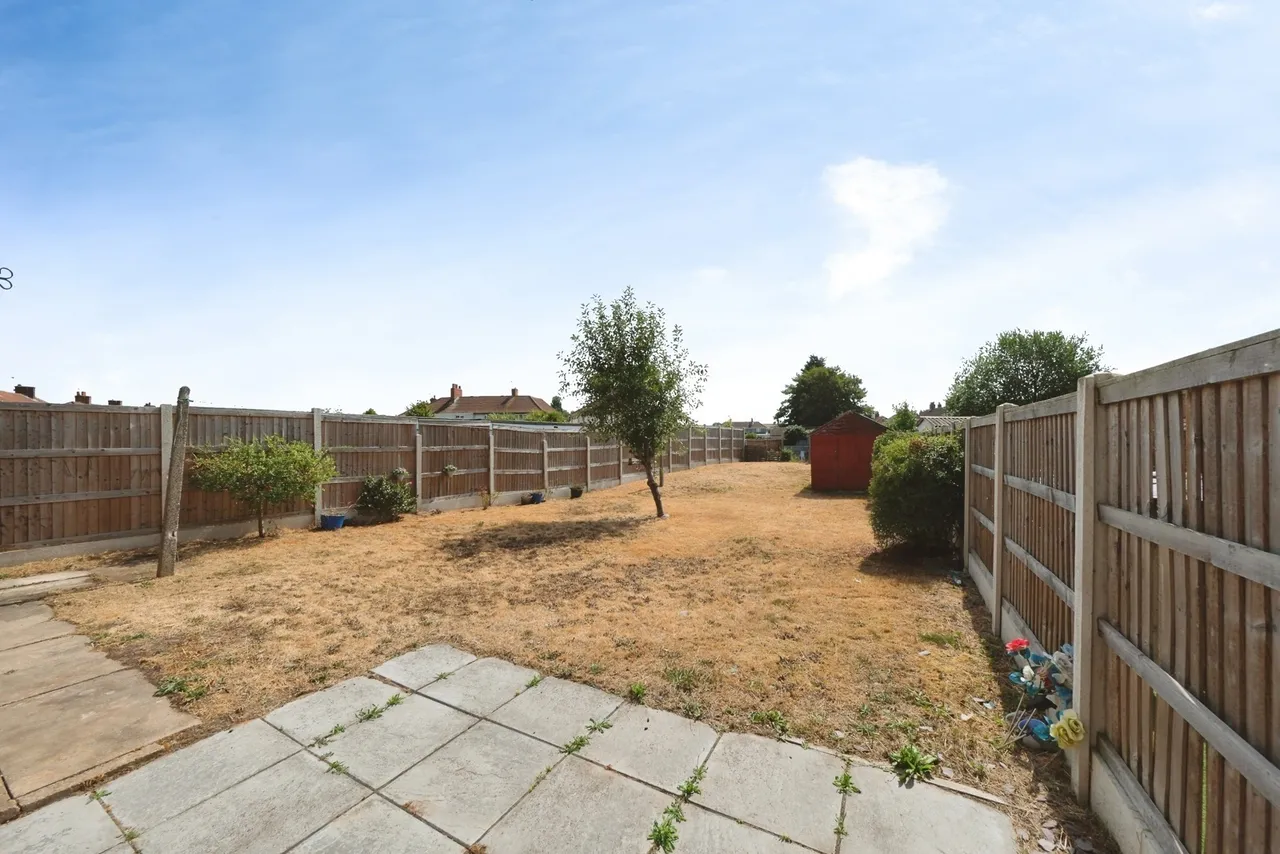 Aberconway Crescent, New Rossington, Doncaster, South Yorkshire, DN11, photo 4
