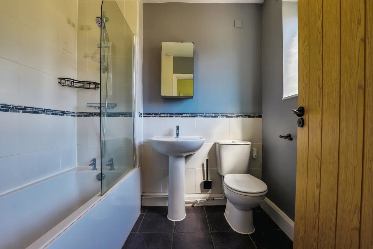 Barrow Grove, Sittingbourne, Kent, ME10, photo 18