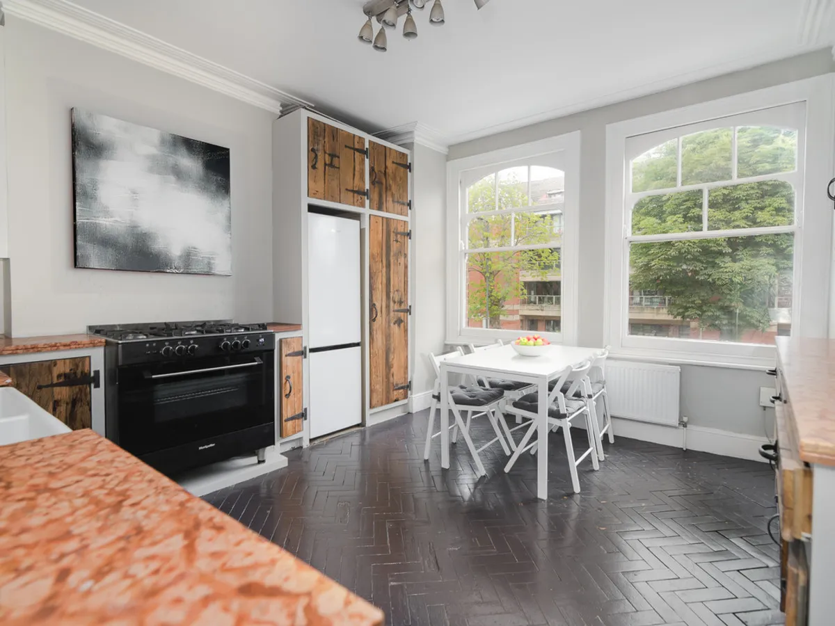 Prince Of Wales Drive, London, SW11, photo 8