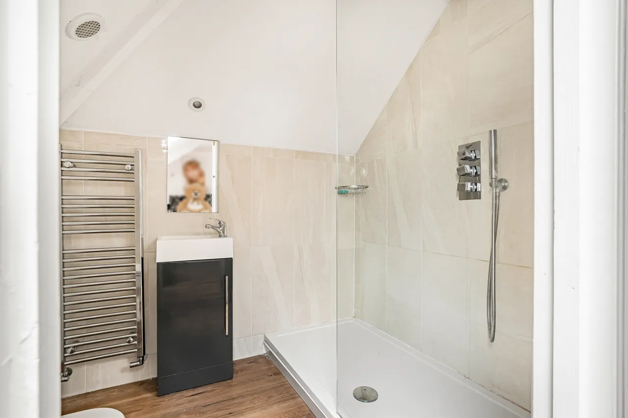 Birchfield Close, Addlestone, KT15, photo 23
